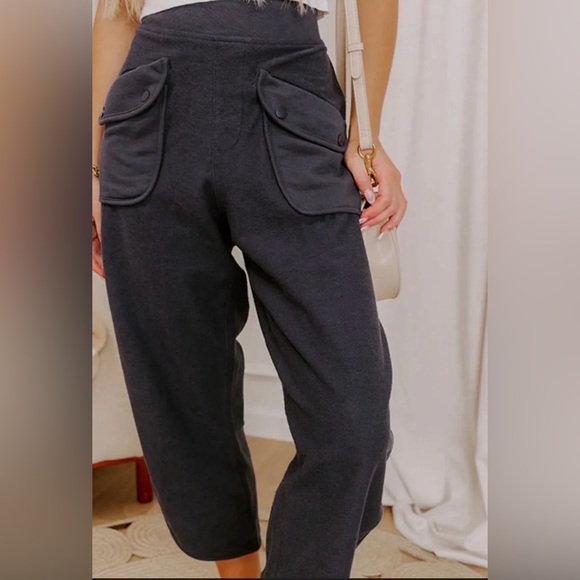 THE LIVVY HIGH WAIST TERRY BARREL LEG PANTS IN NAVY - Picture 3 of 9
